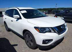 2019 Nissan Pathfinder SV
