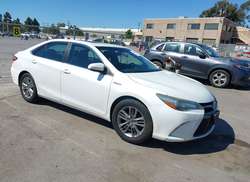 2015 Toyota Camry Hybrid SE