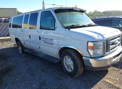 2014 Ford E-350 Super Duty XLT
