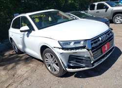 2018 Audi Q5 2.0T Premium/2.0T Tech Premium