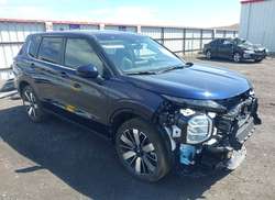 2026 Mitsubishi Outlander LE 2.5 2WD/SE 2.5 2WD