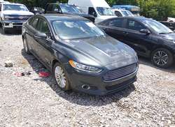 2016 Ford Fusion Hybrid SE