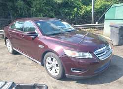 2011 Ford Taurus SEL