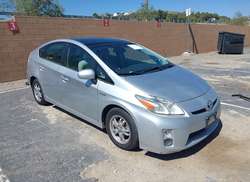 2010 Toyota Prius III