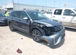 2024 Volkswagen Tiguan 2.0T SE/2.0T Wolfsburg Edition