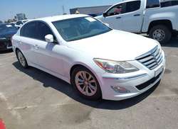 2013 Hyundai Genesis 3.8