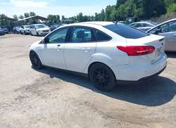 2016 Ford Focus SE — 3