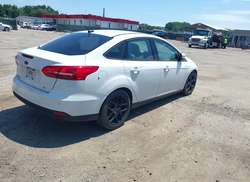 2016 Ford Focus SE — 4