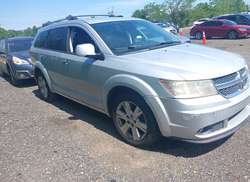 2011 Dodge Journey LUX