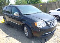 2013 Chrysler Town & Country Touring-L