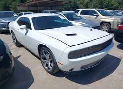2015 Dodge Challenger SXT Plus