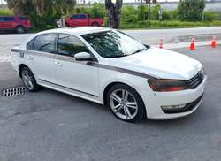 2015 Volkswagen Passat 1.8T SE